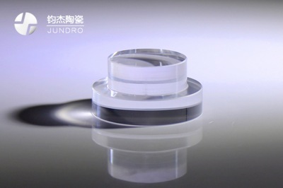 如何保證藍(lán)寶石水晶加工服務(wù)的精度？